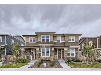 6233 N Liverpool St, Home with 4 bedrooms, 2 bathrooms and null parking in Aurora CO | Image 1