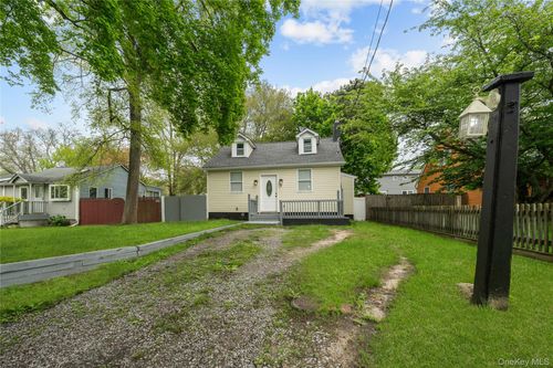 75 Cypress Dr, Mastic Beach, NY, 11951-2942 | Card Image