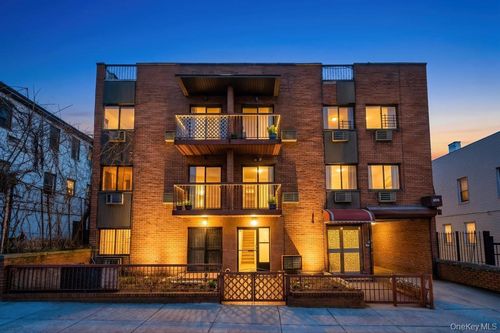 apt-1a-4211 108th St, Corona, NY, 11368-2564 | Card Image