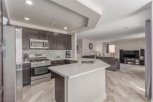 2712 Quail Roost Way, Las Vegas, NV, 89117-0416 | Card Image