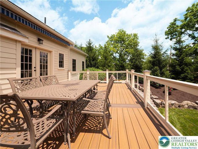 2063 Forge Run, House other with 4 bedrooms, 5 bathrooms and null parking in Bethlehem PA | Image 6