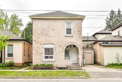 165 Nelson St, House other with 4 bedrooms, 3 bathrooms and 1 parking in Brantford ON | Image 1