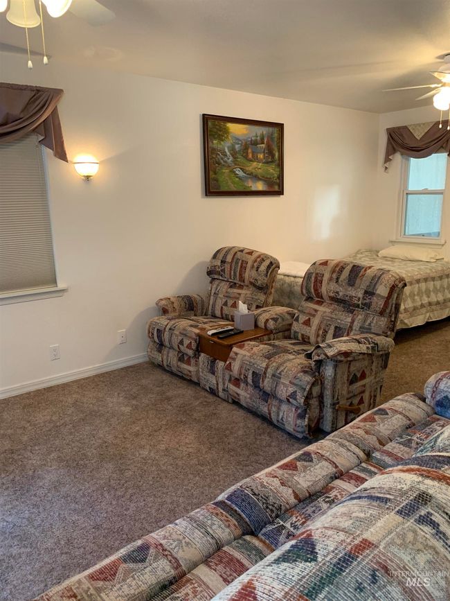 E13 - 514 N Sawyer St, House other with 1 bedrooms, 1 bathrooms and null parking in Cascade ID | Image 7