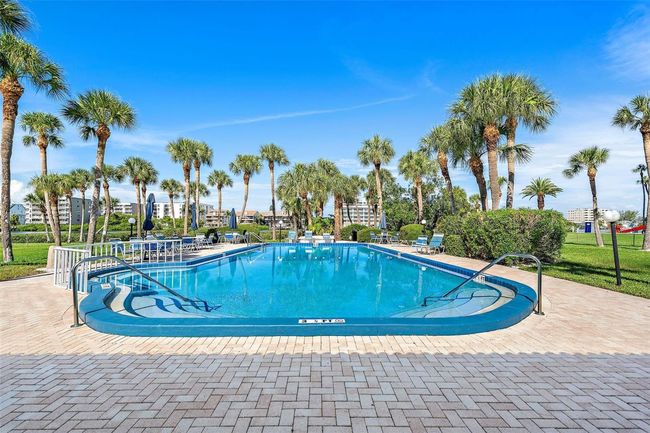 APT-508 - 10216 Regal Dr, Condo with 2 bedrooms, 2 bathrooms and null parking in LARGO FL | Image 29