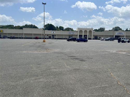 581 S Main Street, Springhill, LA, 71075 | Card Image