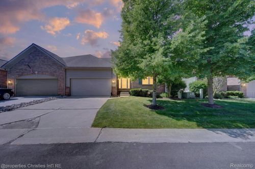 237 Winslow Circle, Commerce Charter Township, MI, 48390 | Card Image