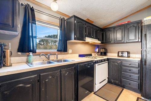 9395 Larson Rd, Brookston, MN, 55711-8013 | Card Image