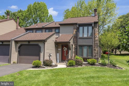 351 Milford Ct, NEWTOWN, PA, 18940-1753 | Card Image