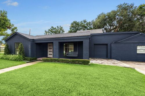 1402 W 14th St, Houston, TX, 77008-3720 | Card Image