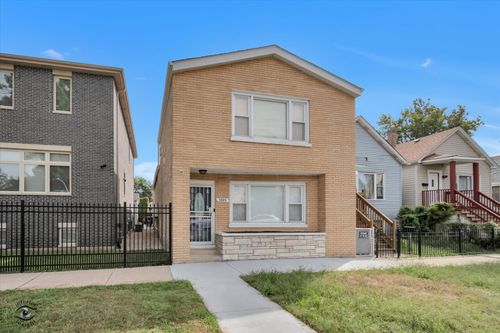 3805 S Honore Street, Chicago, IL, 60609 | Card Image