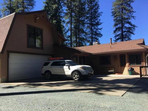 5051 Arctic Ln, Somerset, CA, 95684 | Card Image