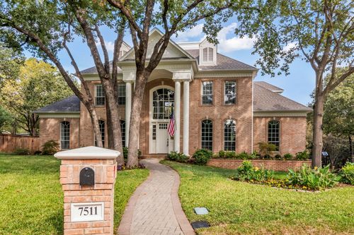 7511 Mount Vernon Dr, Colleyville, TX, 76034-6925 | Card Image