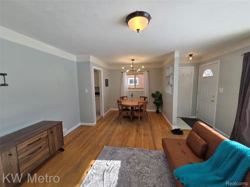 12740 Sterling Ct, Oak Park, MI, 48237-2140 | Card Image