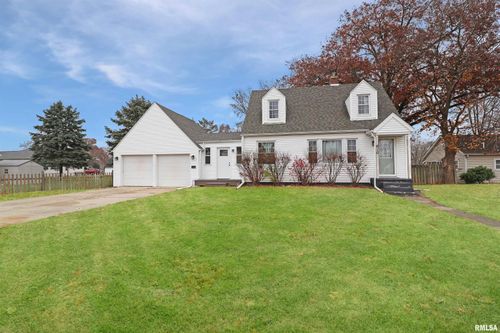 810 N Benedict St, Chillicothe, IL, 61523-1723 | Card Image