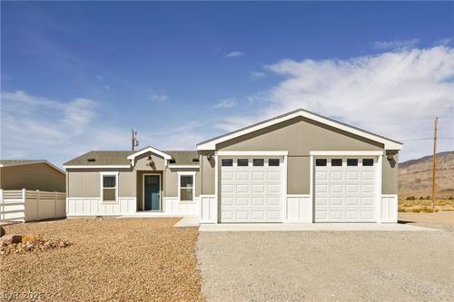 6340 Glencove Ave, Pahrump, NV, 89060-1115 | Card Image