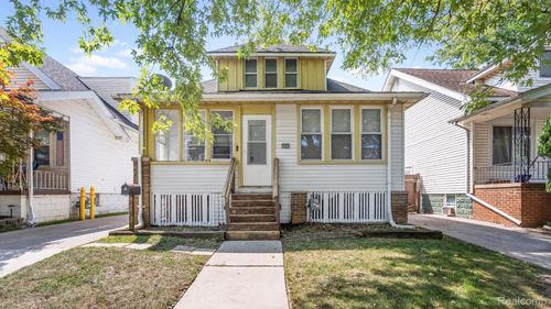 1635 Mill St, Lincoln Park, MI, 48146-2360 | Card Image
