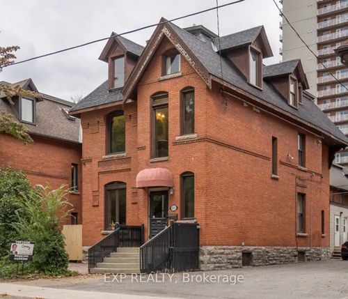 431 Gilmour St, Ottawa, ON, K2P0R5 | Card Image