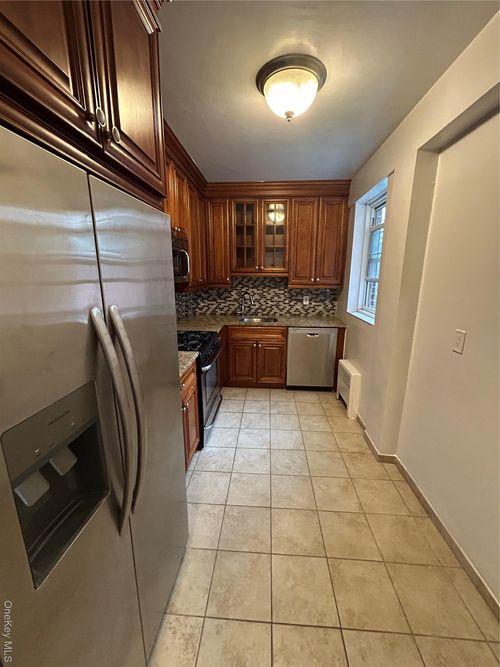 apt-2e-230 Pelham Rd, New Rochelle, NY, 10805-2515 | Card Image