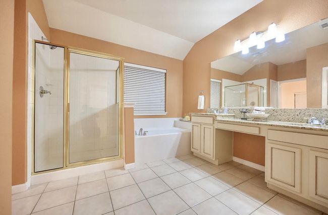 8729 Shavano Dr, House other with 3 bedrooms, 2 bathrooms and null parking in Fort Worth TX | Image 15