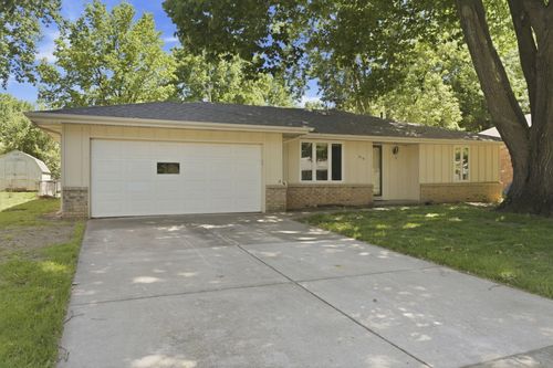 818 E Woodland Street, Springfield, MO, 65807 | Card Image