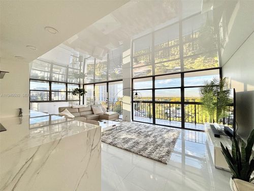 apt-831-200 Leslie Dr, Hallandale Beach, FL, 33009-7318 | Card Image