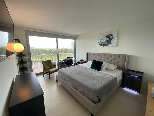 APT-906 - 1700 Nw North River Dr, Condo with 2 bedrooms, 2 bathrooms and null parking in Miami FL | Image 20