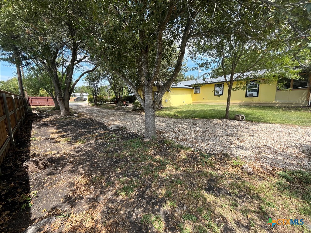 Shelley Ln, San Marcos, TX 78666