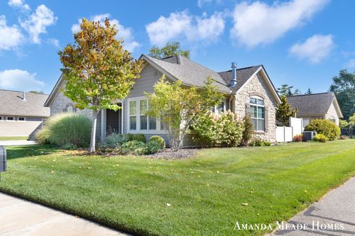 bldg-23-868 Bridge Walk Ct, Ada, MI, 49301-7951 | Card Image