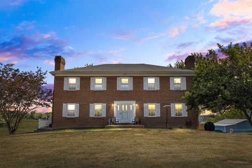 1370 Middlebrook Rd, STAUNTON, VA, 24401-6055 | Card Image