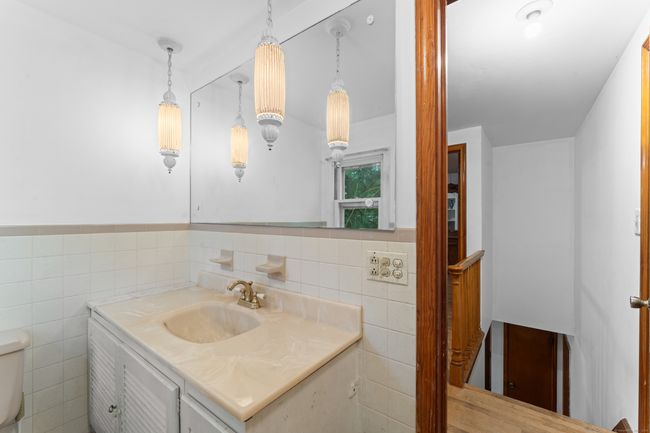 120 Pulaski Hwy, House other with 3 bedrooms, 2 bathrooms and 1 parking in Ansonia CT | Image 25