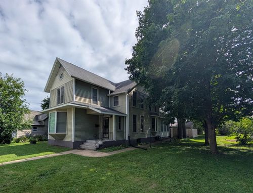113 5th Ave E, Cresco, IA, 52136-1309 | Card Image