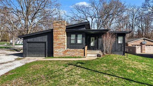 211 Boiling Springs Rd, Danville, IL, 61832-1072 | Card Image