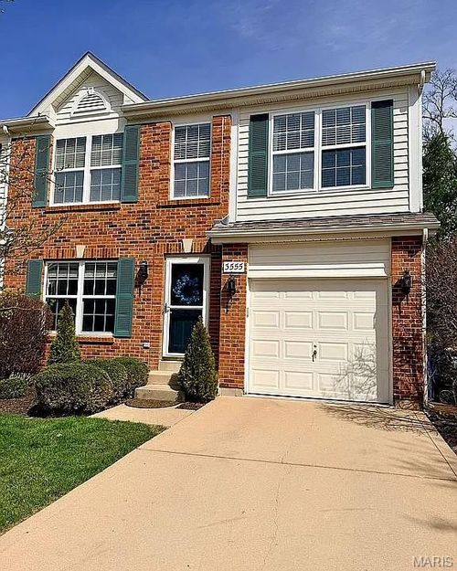3555 Pearson Pointe Ct, Saint Louis, MO, 63129-1699 | Card Image