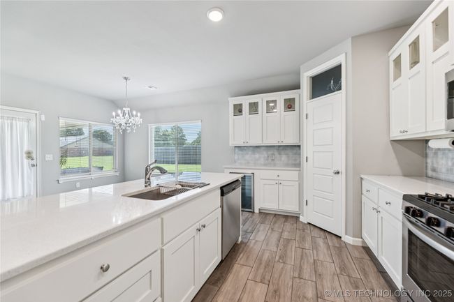 13936 S Ironwood Pl, House other with 3 bedrooms, 2 bathrooms and null parking in Glenpool OK | Image 12