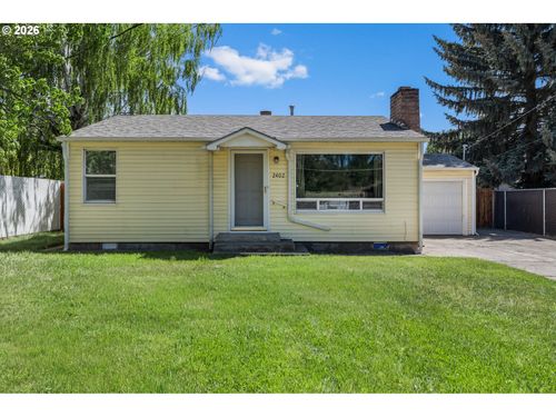 2402 Ne 3rd St, Prineville, OR, 97754-8103 | Card Image