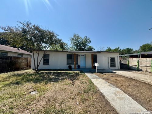 705 4th St, Seguin, TX, 78155-3505 | Card Image