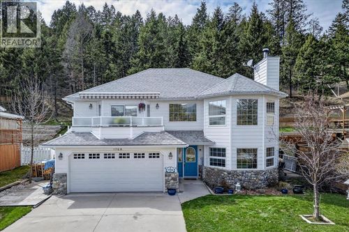 1706 15th Avenue, Invermere, BC, V0A1K0 | Card Image