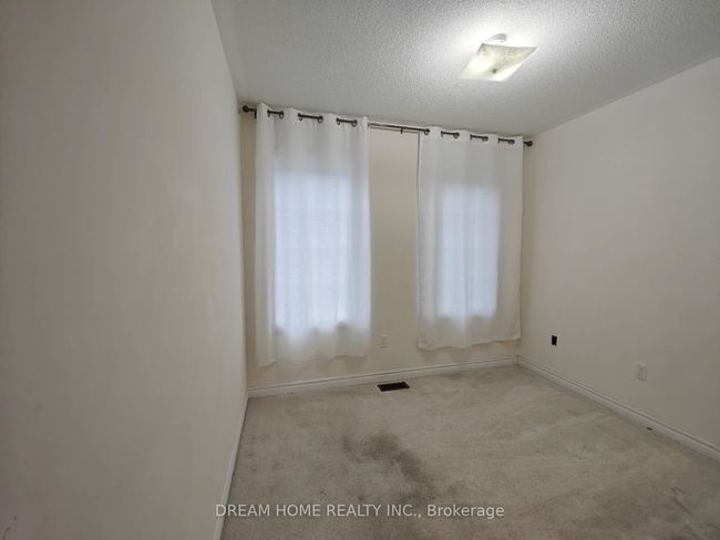 28 Robert Joffre Leet Ave, House attached with 3 bedrooms, 3 bathrooms and 1 parking in Markham ON | Image 28