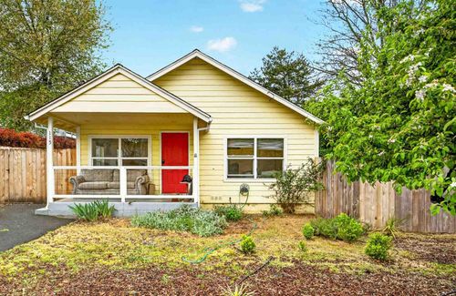 115 California Street, Ashland, OR, 97520 | Card Image