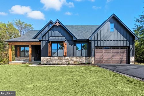 114 Southpaw Ln, SHEPHERDSTOWN, WV, 25443 | Card Image