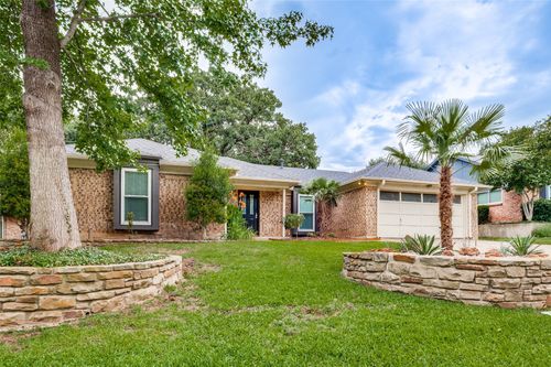 5720 Overridge Dr, Arlington, TX, 76017-1140 | Card Image