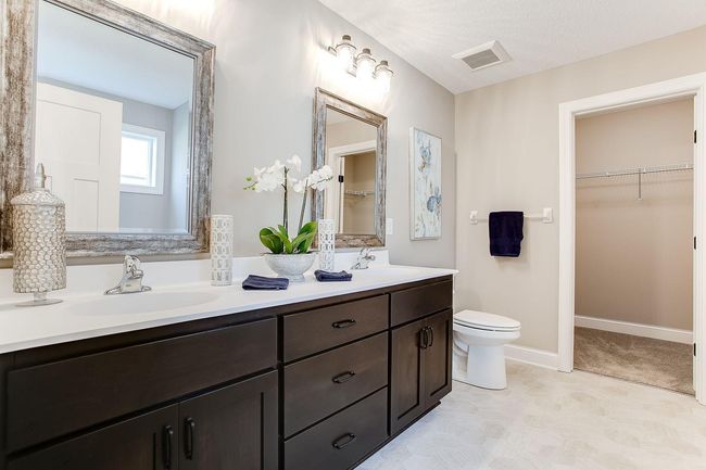 Private primary bath (pic from a previous model).jpg | Image 11