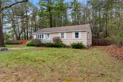 6 Shady Lane, House other with 3 bedrooms, 1 bathrooms and null parking in Plaistow NH | Image 3