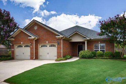 5040 Valley Cove Dr Se, Owens Cross Roads, AL, 35763-9291 | Card Image