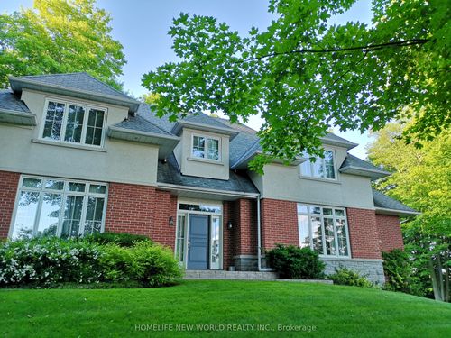 36 Country Heights Dr, Richmond Hill, ON, L4E3M8 | Card Image