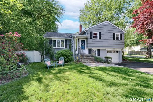163 Windsor Rd, Fairfield, CT, 06824-3421 | Card Image