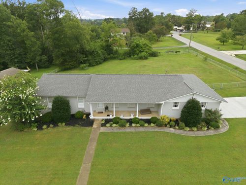 1405 Edgewood Street, Hartselle, AL, 35640 | Card Image
