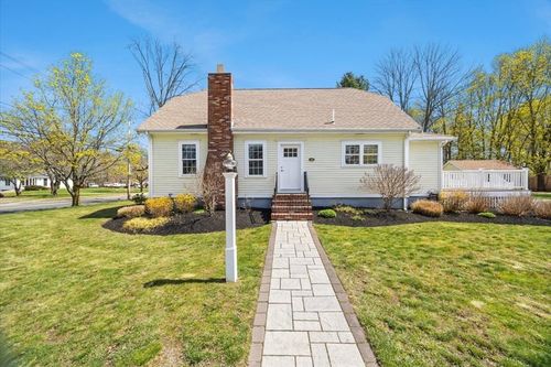 8 Hillside Ave, West Bridgewater, MA, 02379-1606 | Card Image