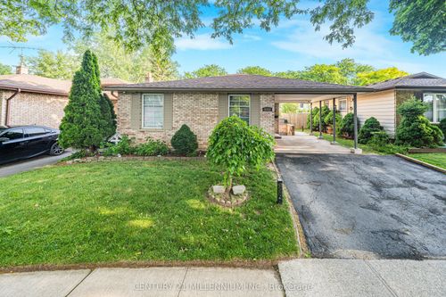 6182 Johnson Dr, Niagara Falls, ON, L2J3J5 | Card Image