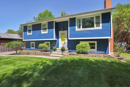 5 Butternut Dr, Unionville, CT, 06085-1547 | Card Image